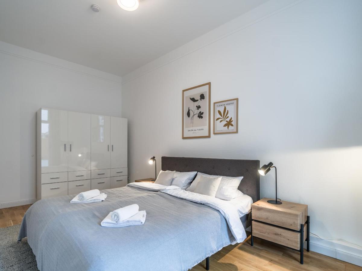 Hochwertige Altbauwohnung Im Modernen Stil In Wiesbaden - Kueche - Terrasse - Wlan - Zentral Buitenkant foto