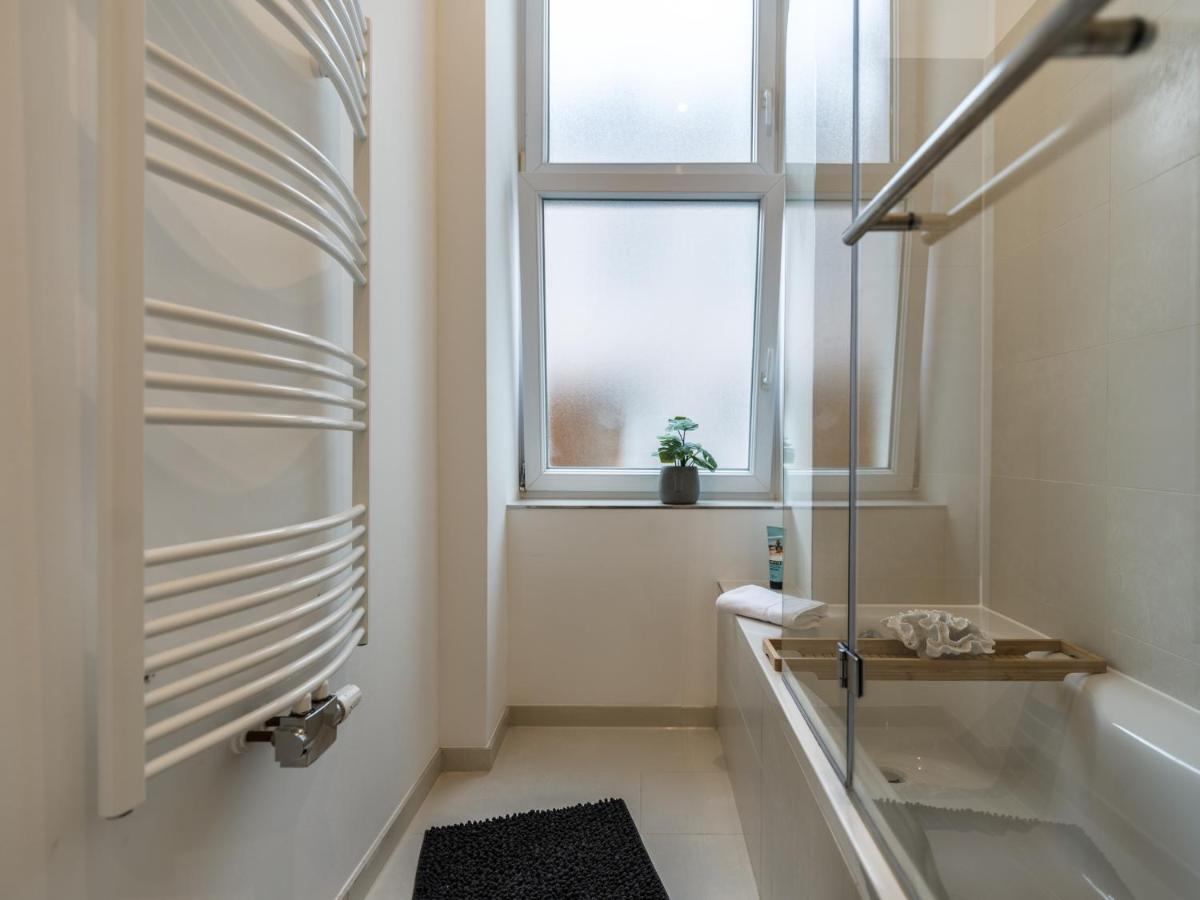 Hochwertige Altbauwohnung Im Modernen Stil In Wiesbaden - Kueche - Terrasse - Wlan - Zentral Buitenkant foto