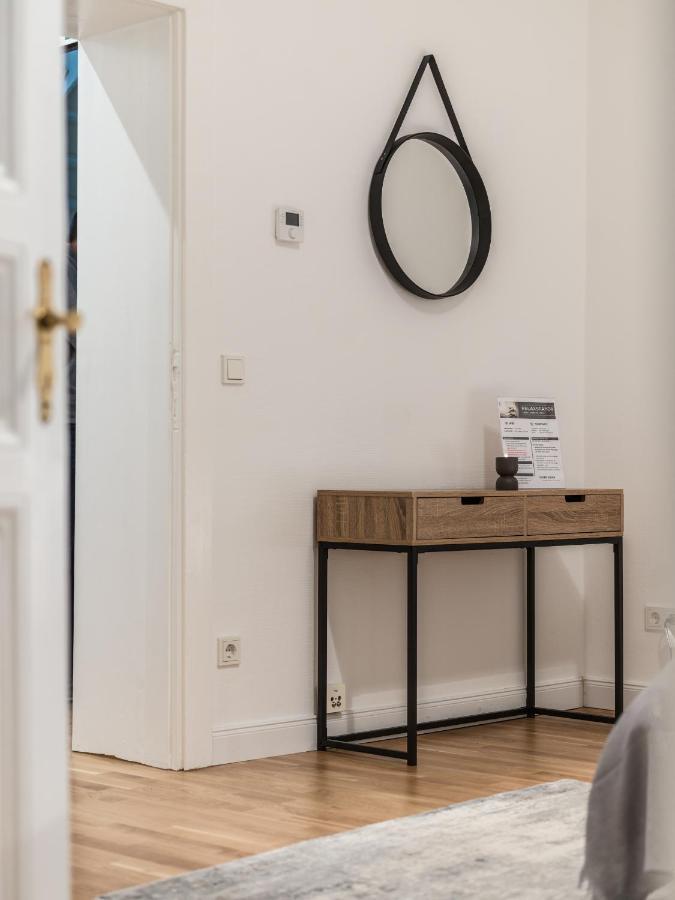Hochwertige Altbauwohnung Im Modernen Stil In Wiesbaden - Kueche - Terrasse - Wlan - Zentral Buitenkant foto