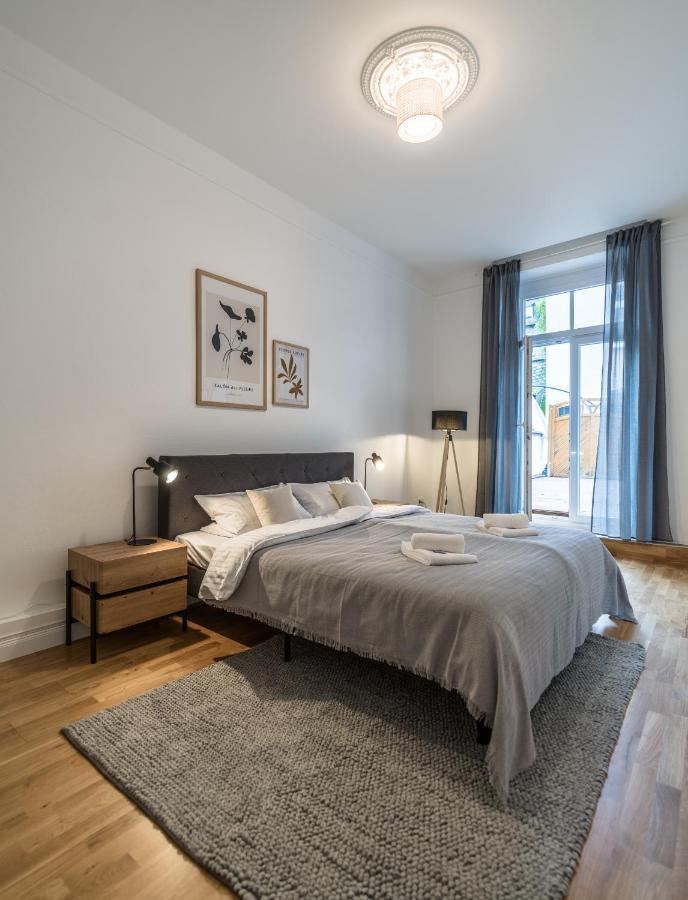 Hochwertige Altbauwohnung Im Modernen Stil In Wiesbaden - Kueche - Terrasse - Wlan - Zentral Buitenkant foto